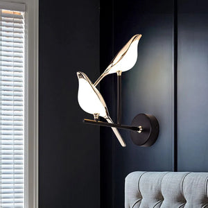 Magpie Bird Wall Sconce